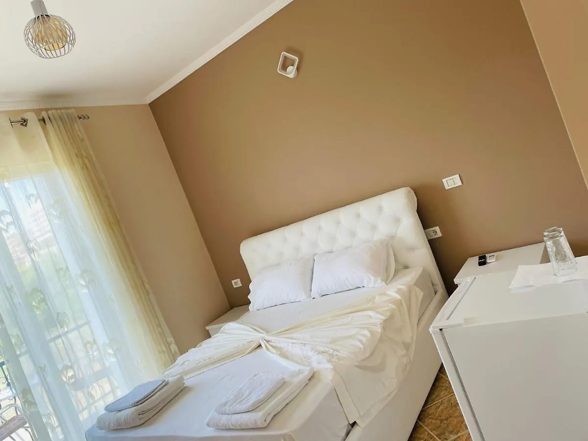 Hotel Fama