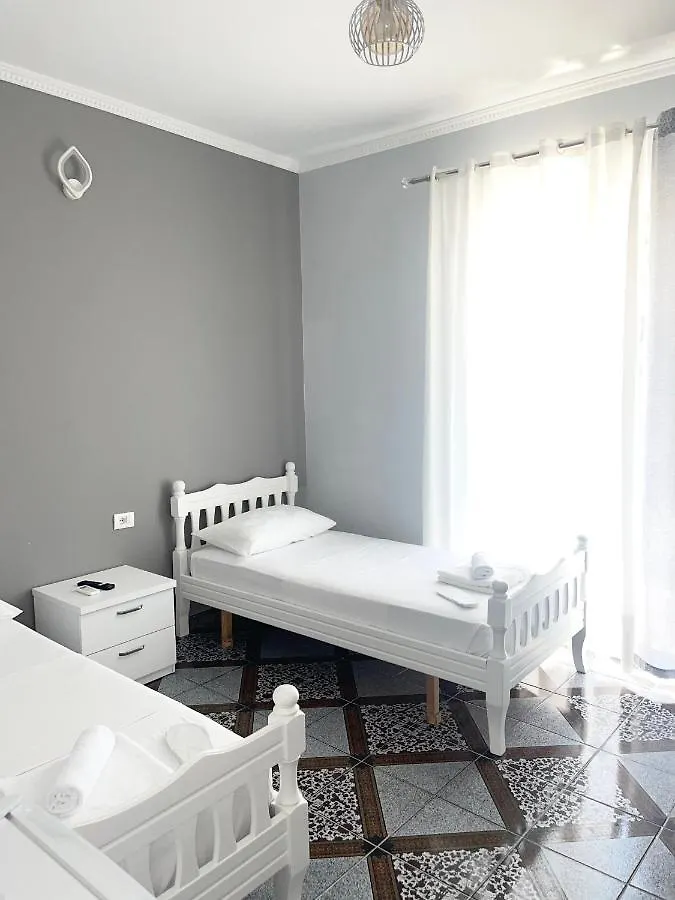 Hotel Fama 3*, Durrës Albanien